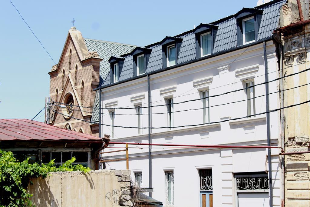 Guest House On Gia Abesadze Street 트빌리시 외부 사진