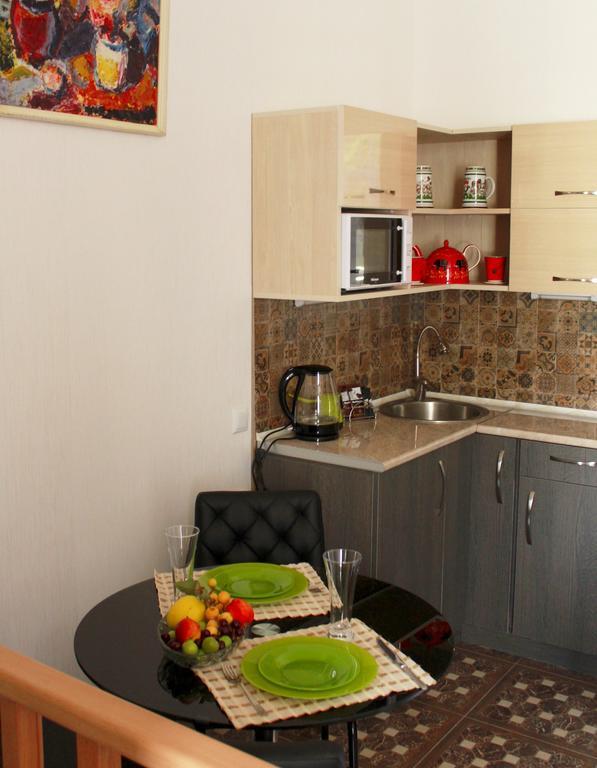 Guest House On Gia Abesadze Street 트빌리시 외부 사진